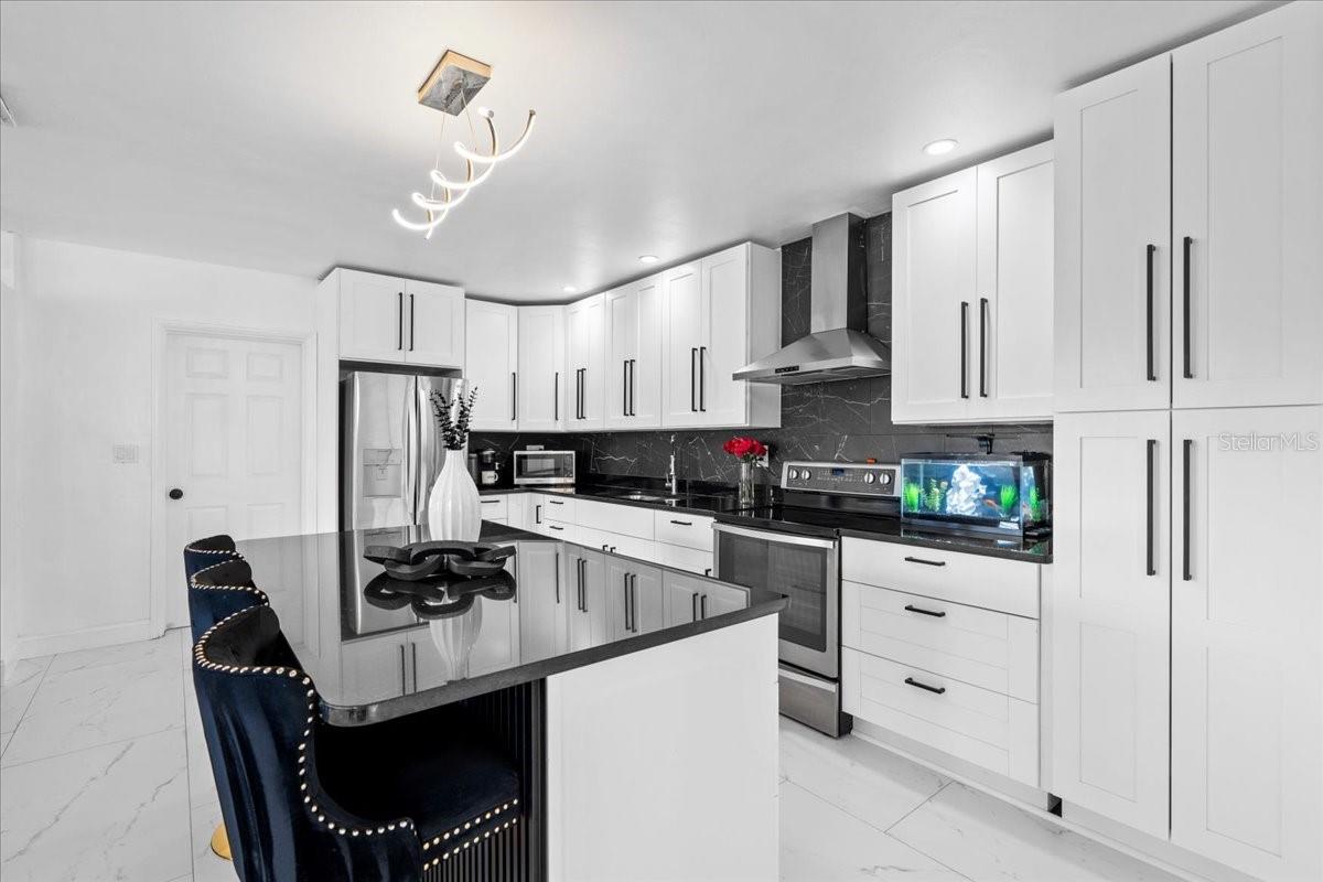 KENNETH CITY - Residential