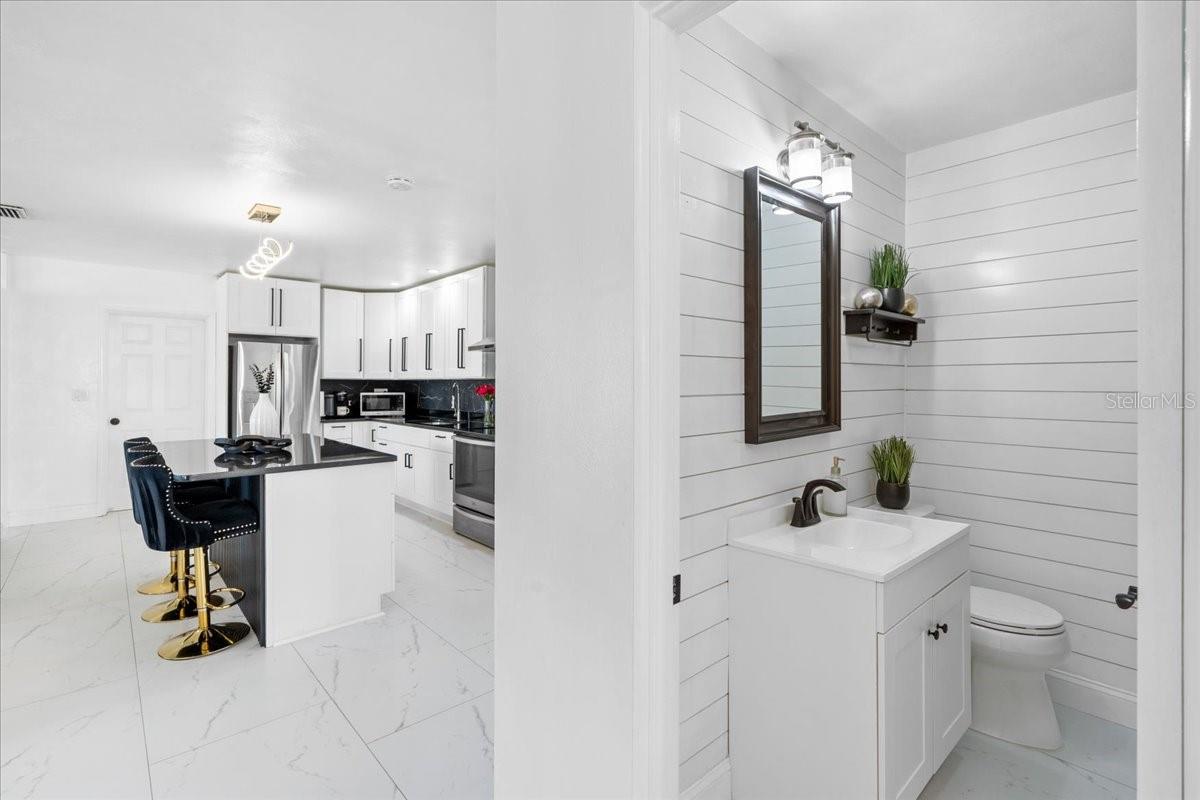 KENNETH CITY - Residential