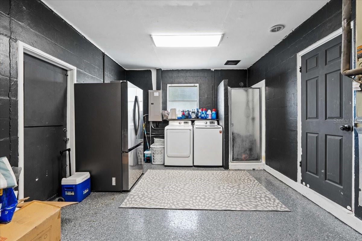 KENNETH CITY - Residential