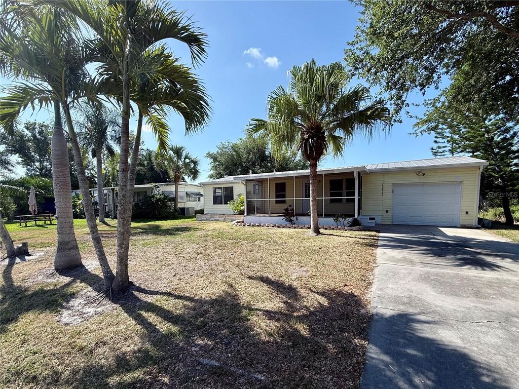 Photo of 11812 SW Spring Lake Drive, Arcadia, FL 34269 (MLS # C7509274)