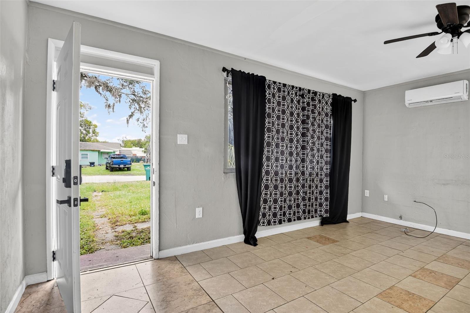 PALM PARK - Residential