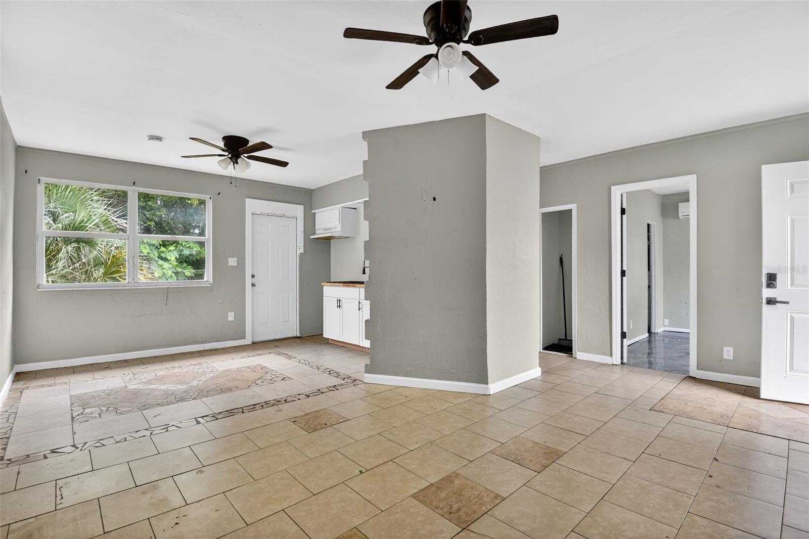 PALM PARK - Residential