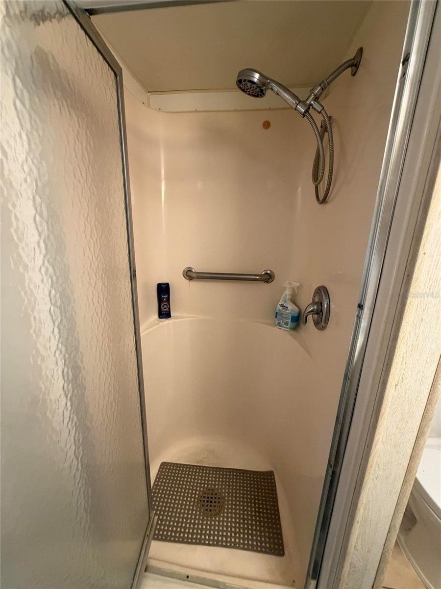 FAIR LANE ACRES THIRD ADD - Residential