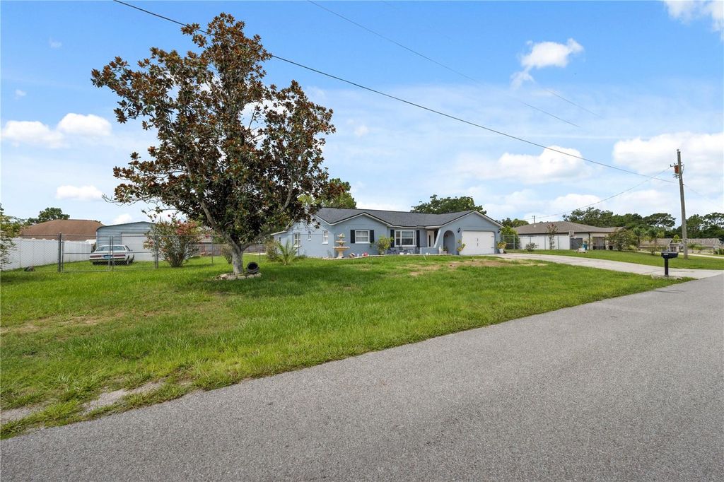 Photo of 13380 Barlington Street, Spring Hill, FL 34609 (MLS # W7877328)