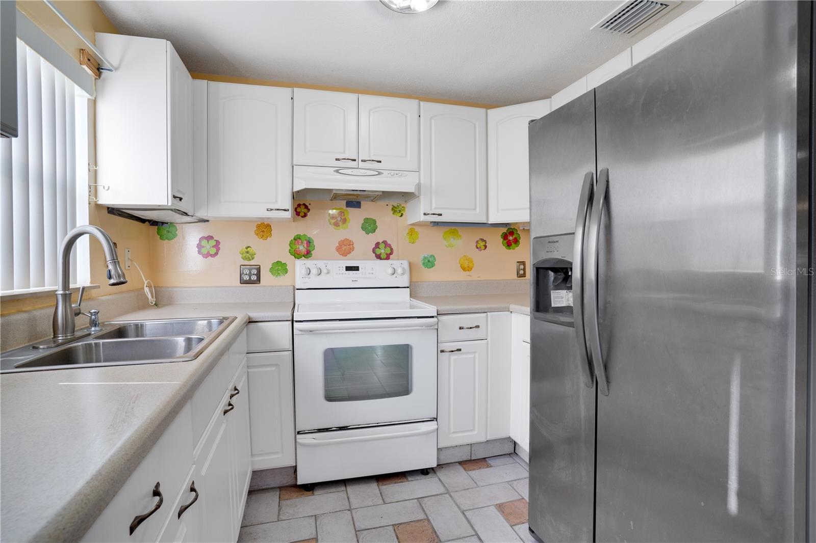 HIGHVIEW SUB - Residential