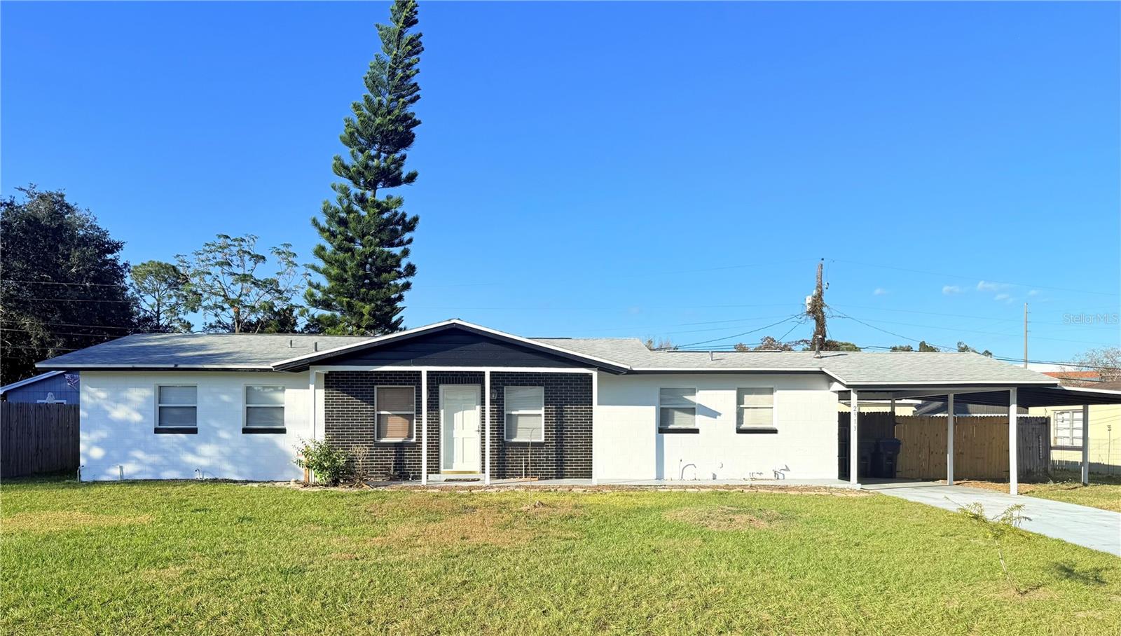 MONROE MANOR - Residential Lease