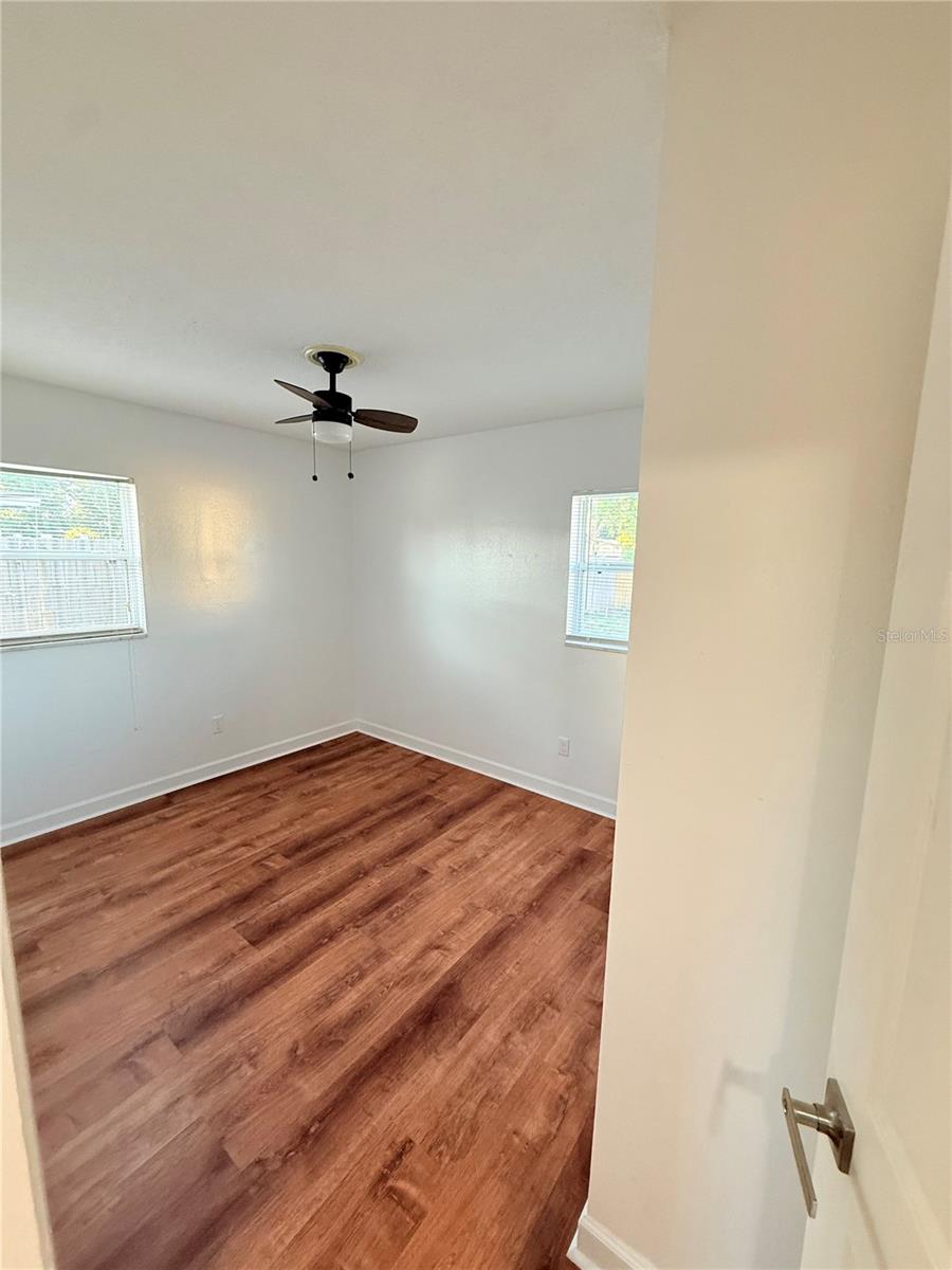 MONROE MANOR - Residential Lease