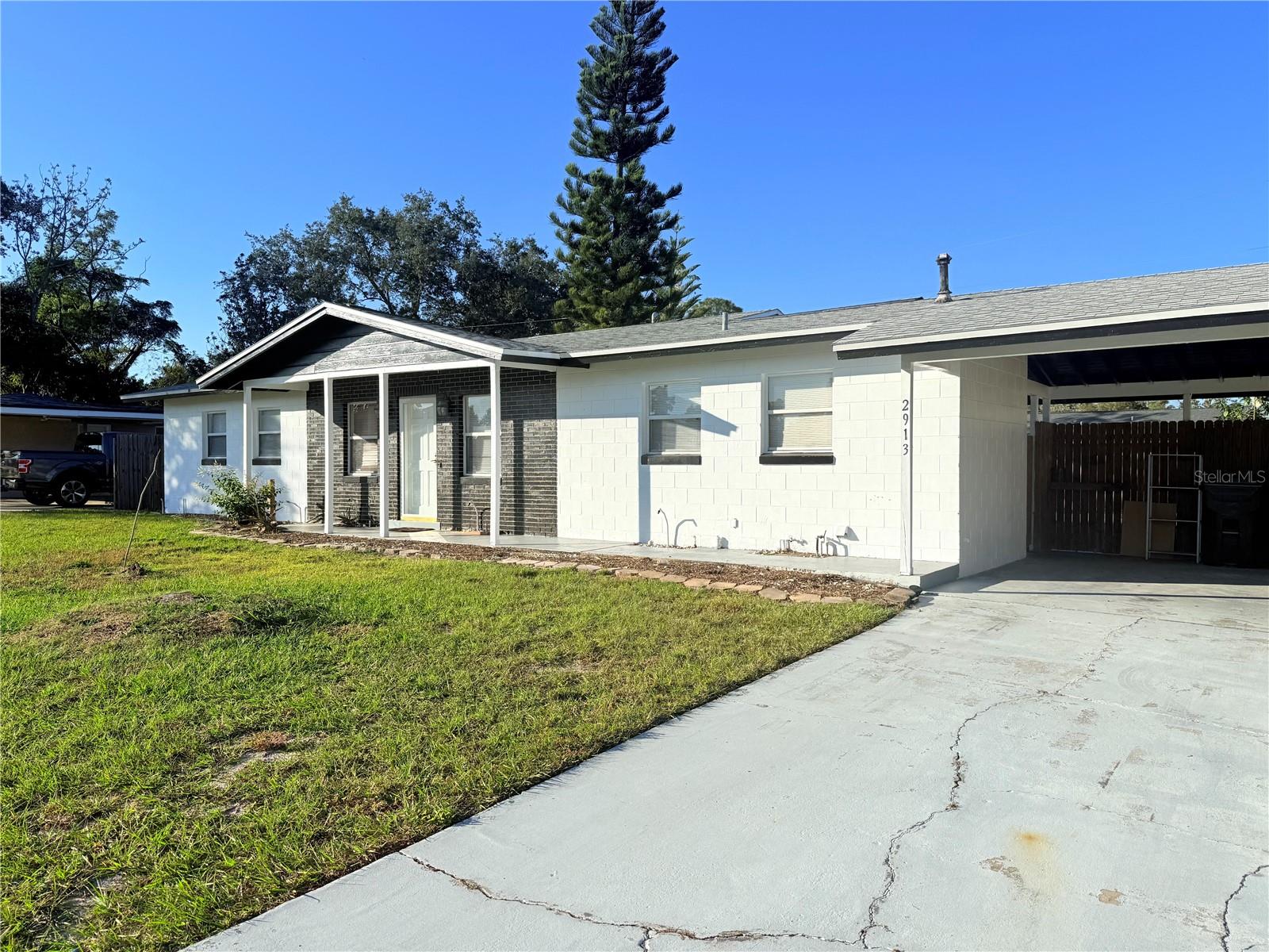 MONROE MANOR - Residential Lease