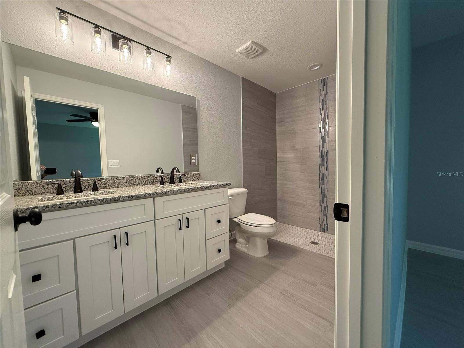 SILVER SPRINGS SHORES UNIT 33 - Residential