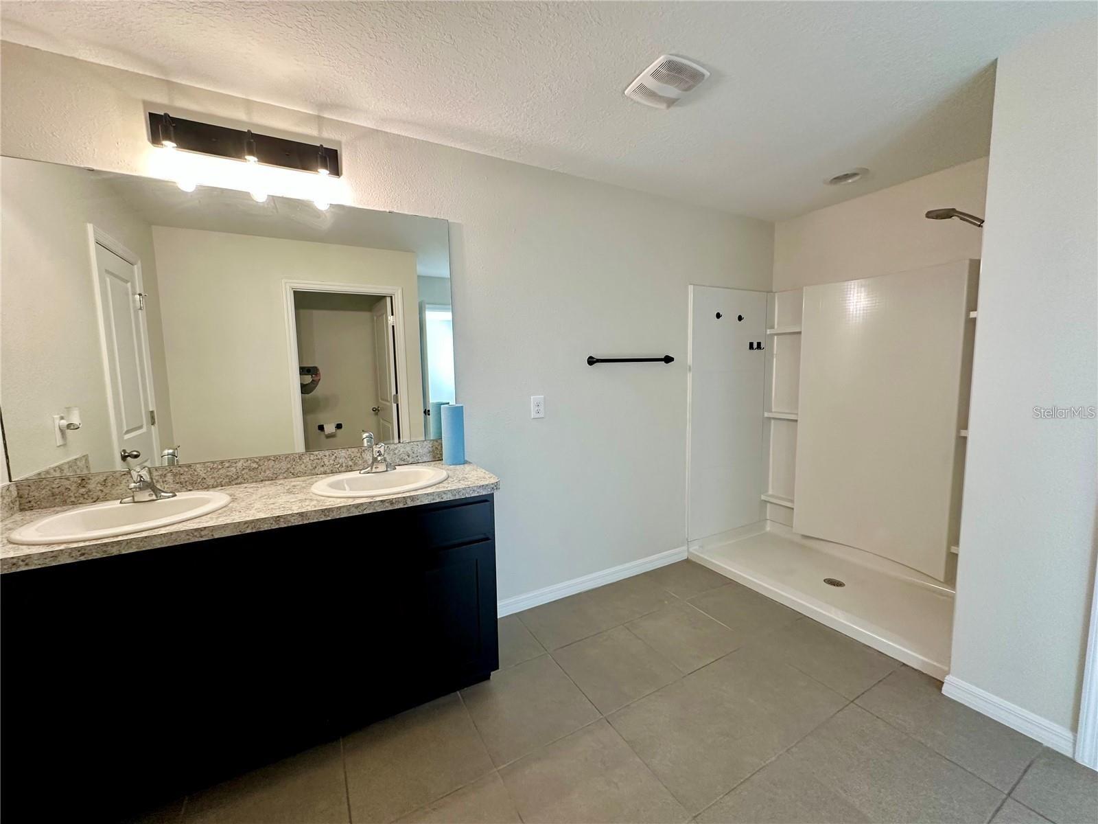 EPPERSON RANCH SOUTH PH 1D-2 - Residential Lease