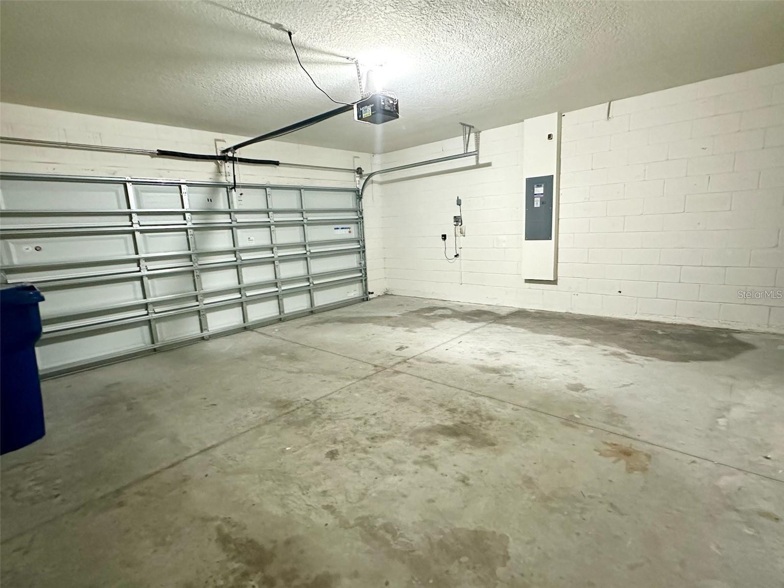 EPPERSON RANCH SOUTH PH 1D-2 - Residential Lease