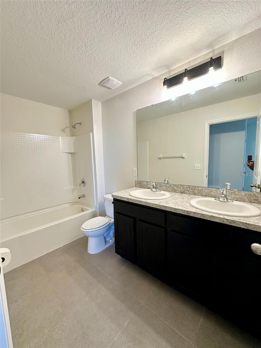 EPPERSON RANCH SOUTH PH 1D-2 - Residential Lease