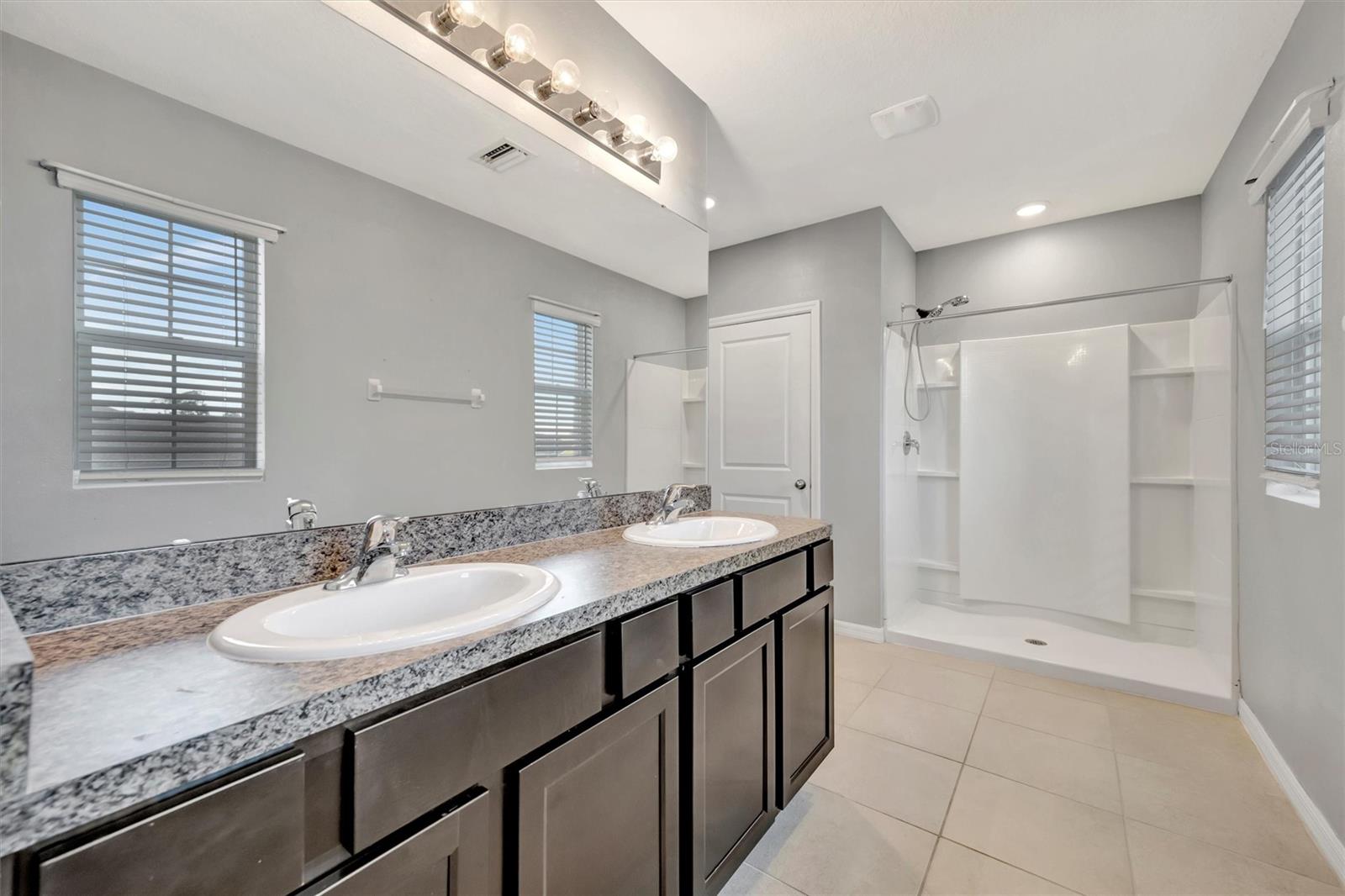 DEL TIERRA PH IV-B & IV-C - Residential