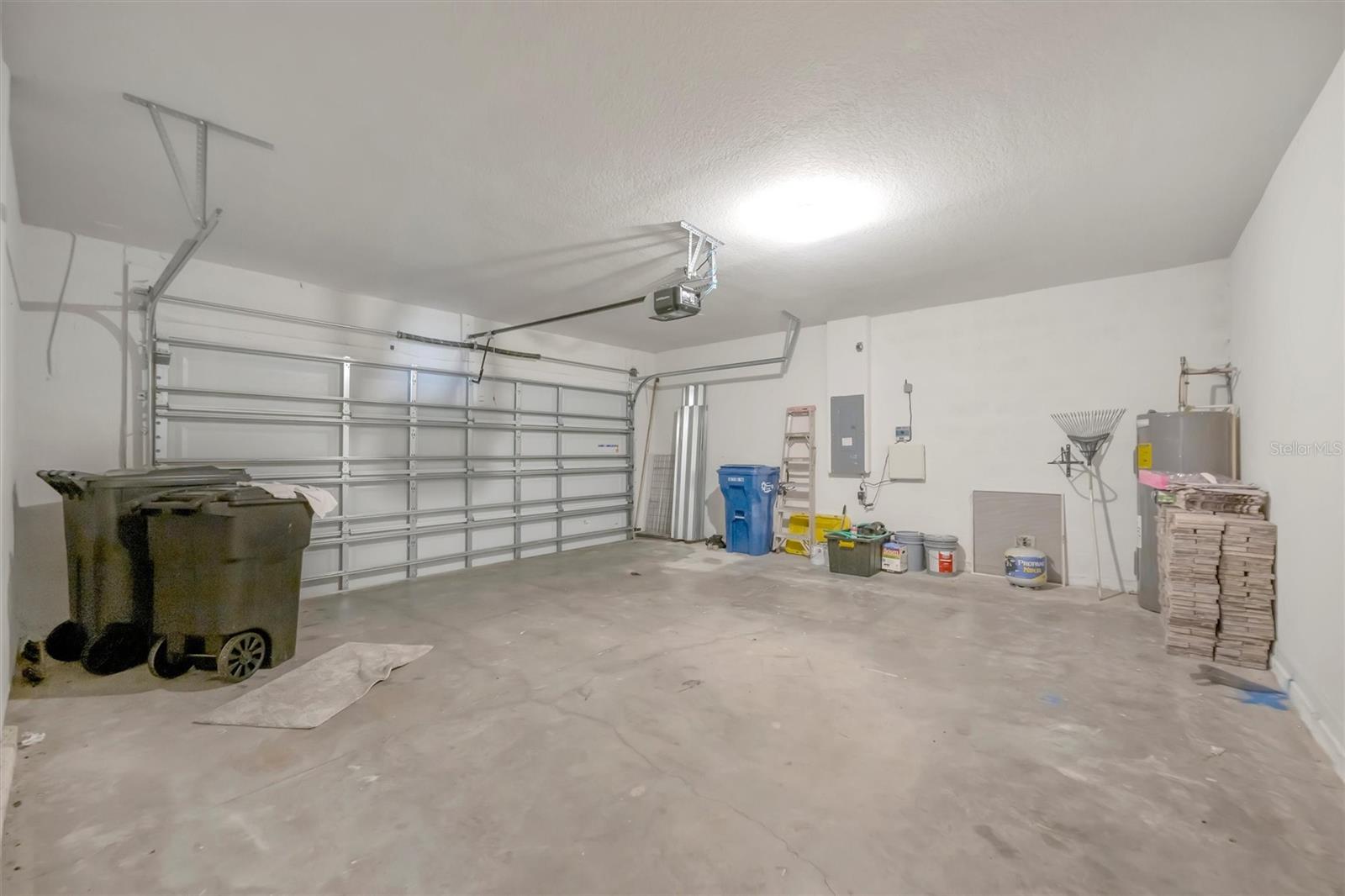 DEL TIERRA PH IV-B & IV-C - Residential