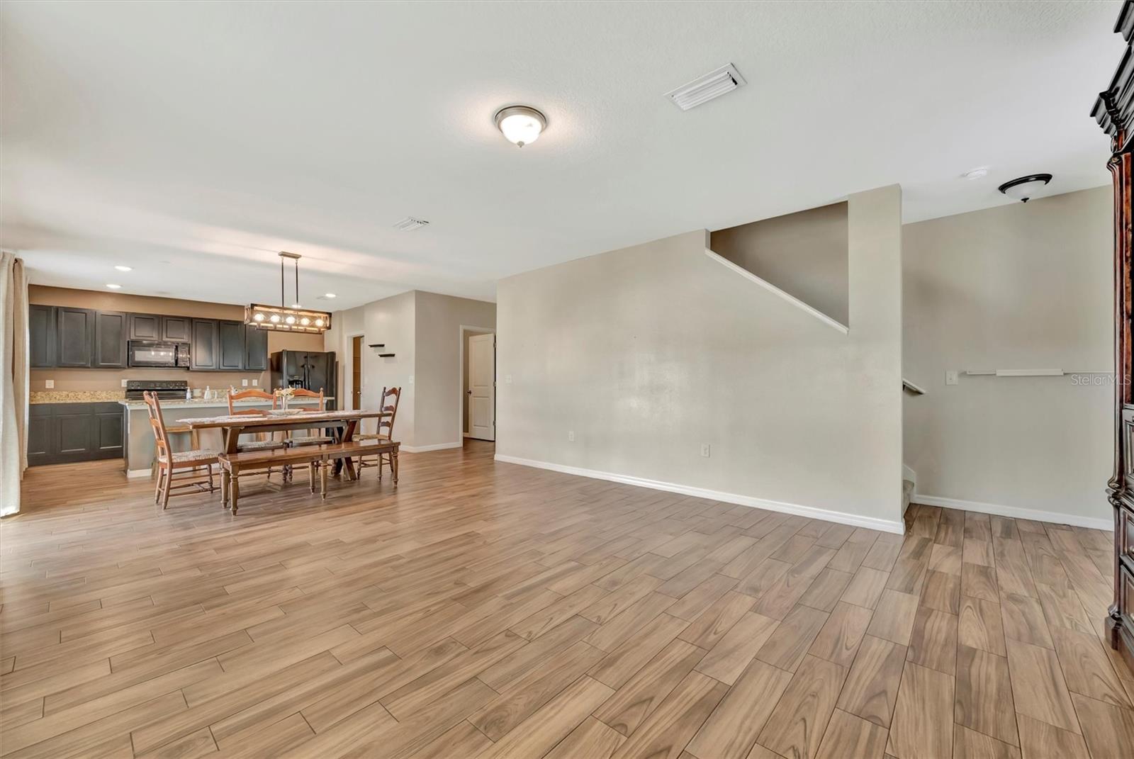 DEL TIERRA PH IV-B & IV-C - Residential