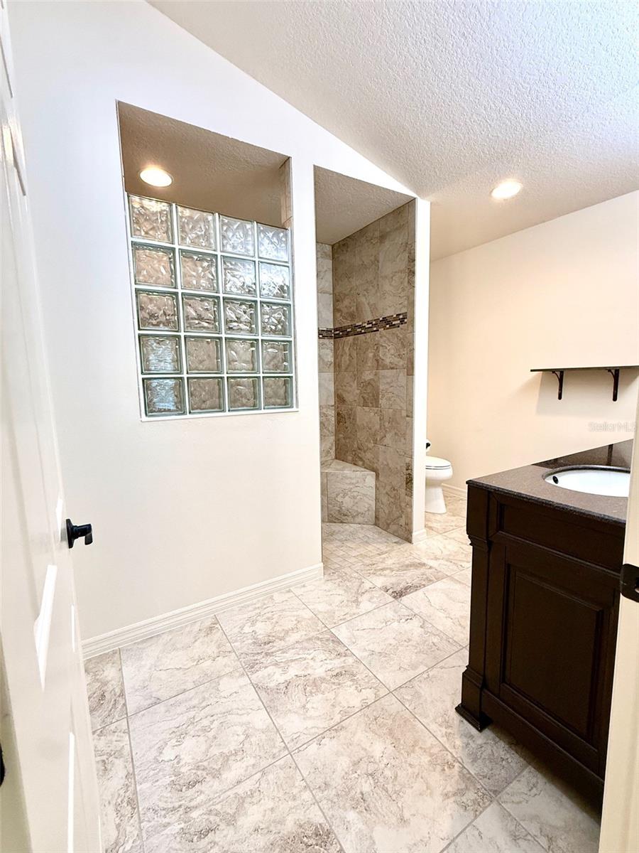 ORANGE BLOSSOM GARDENS UNIT 03-1B - Residential