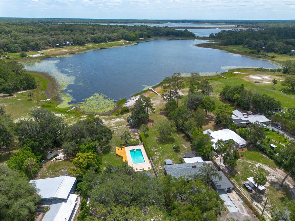 Photo of 3933 SE State Road 21, Keystone Heights, FL 32656 (MLS # GC541111)