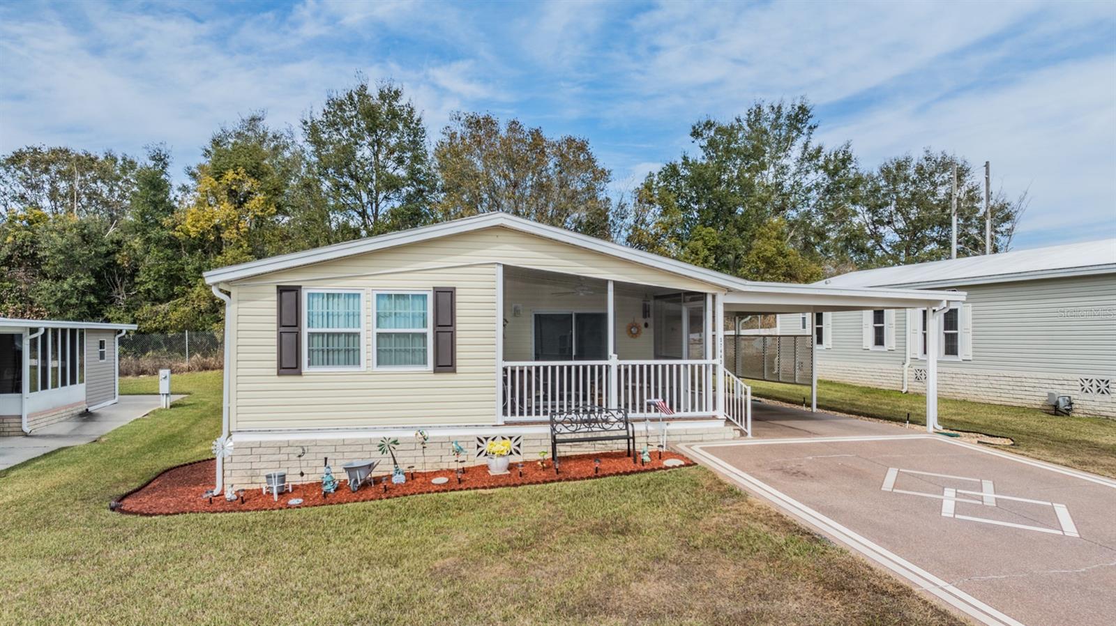 GRAND HORIZONS - Residential