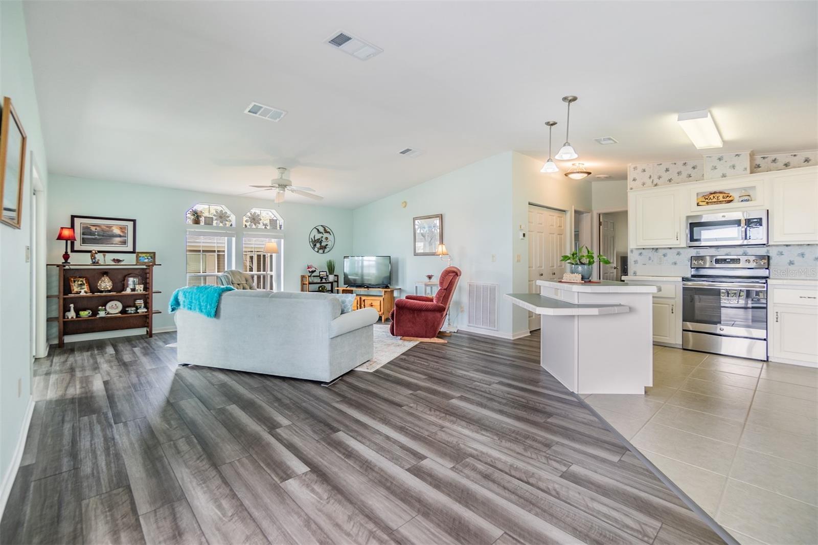 GRAND HORIZONS - Residential