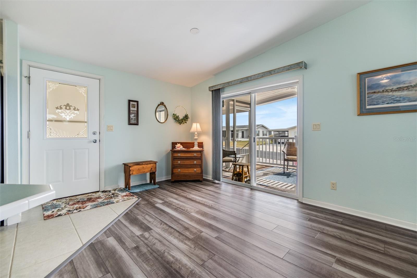 GRAND HORIZONS - Residential