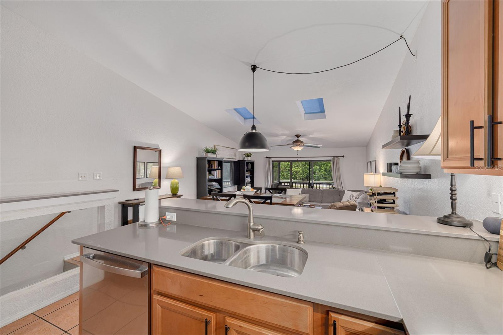 LAKE FOREST CONDO - Residential