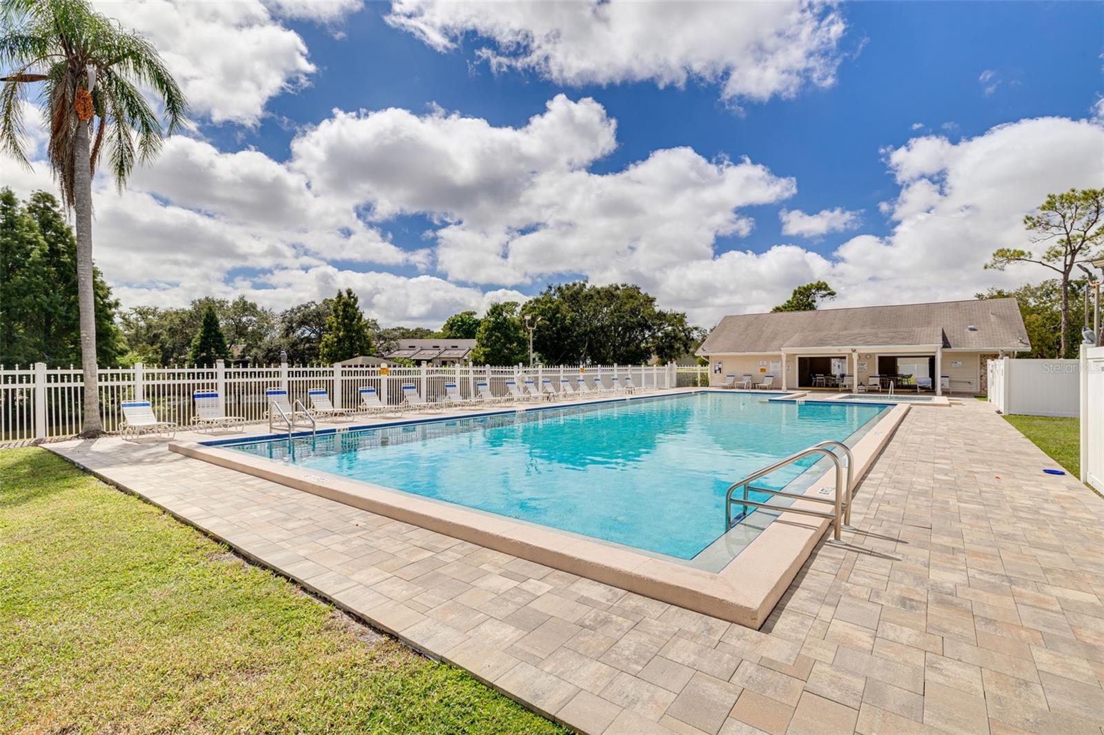 LAKE FOREST CONDO - Residential