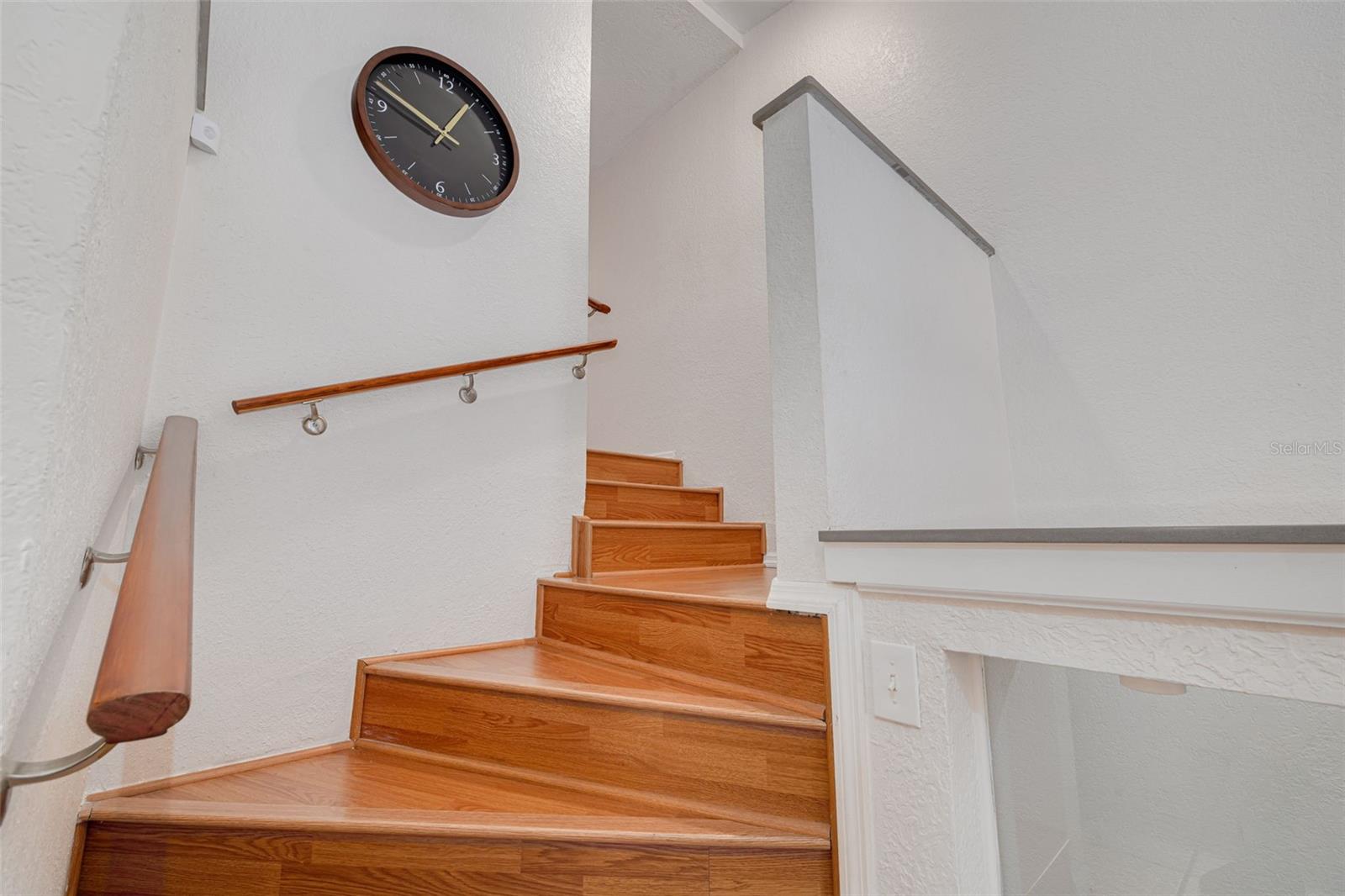 LAKE FOREST CONDO - Residential