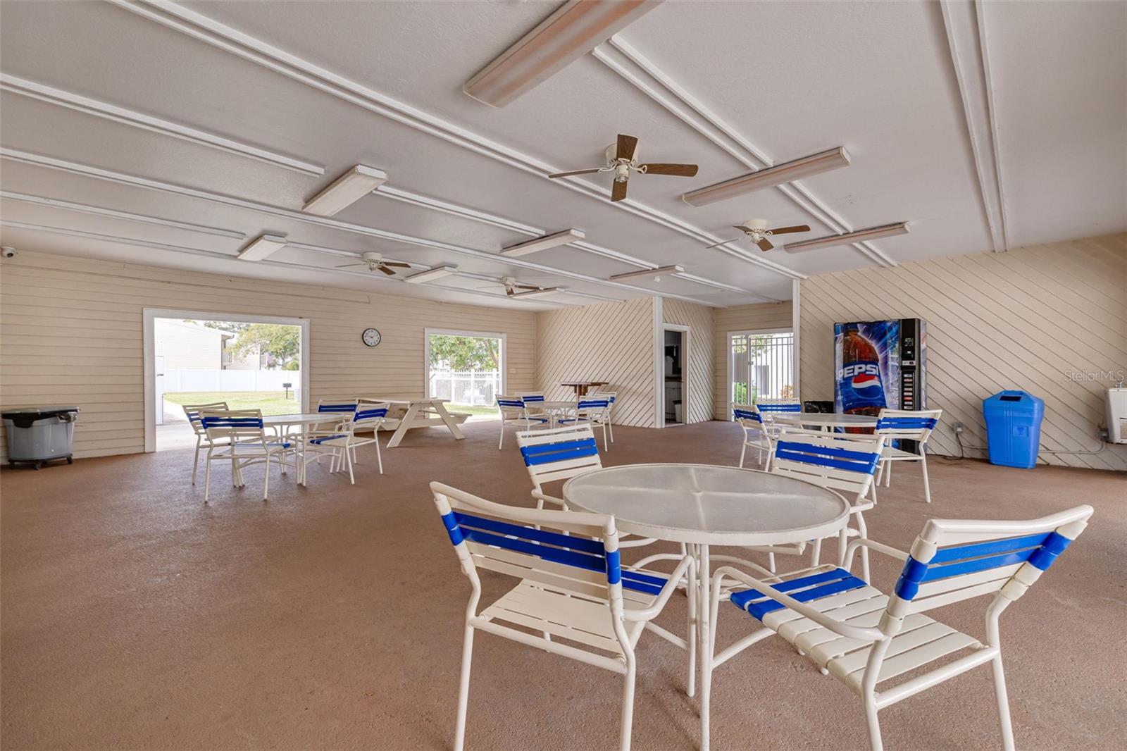 LAKE FOREST CONDO - Residential