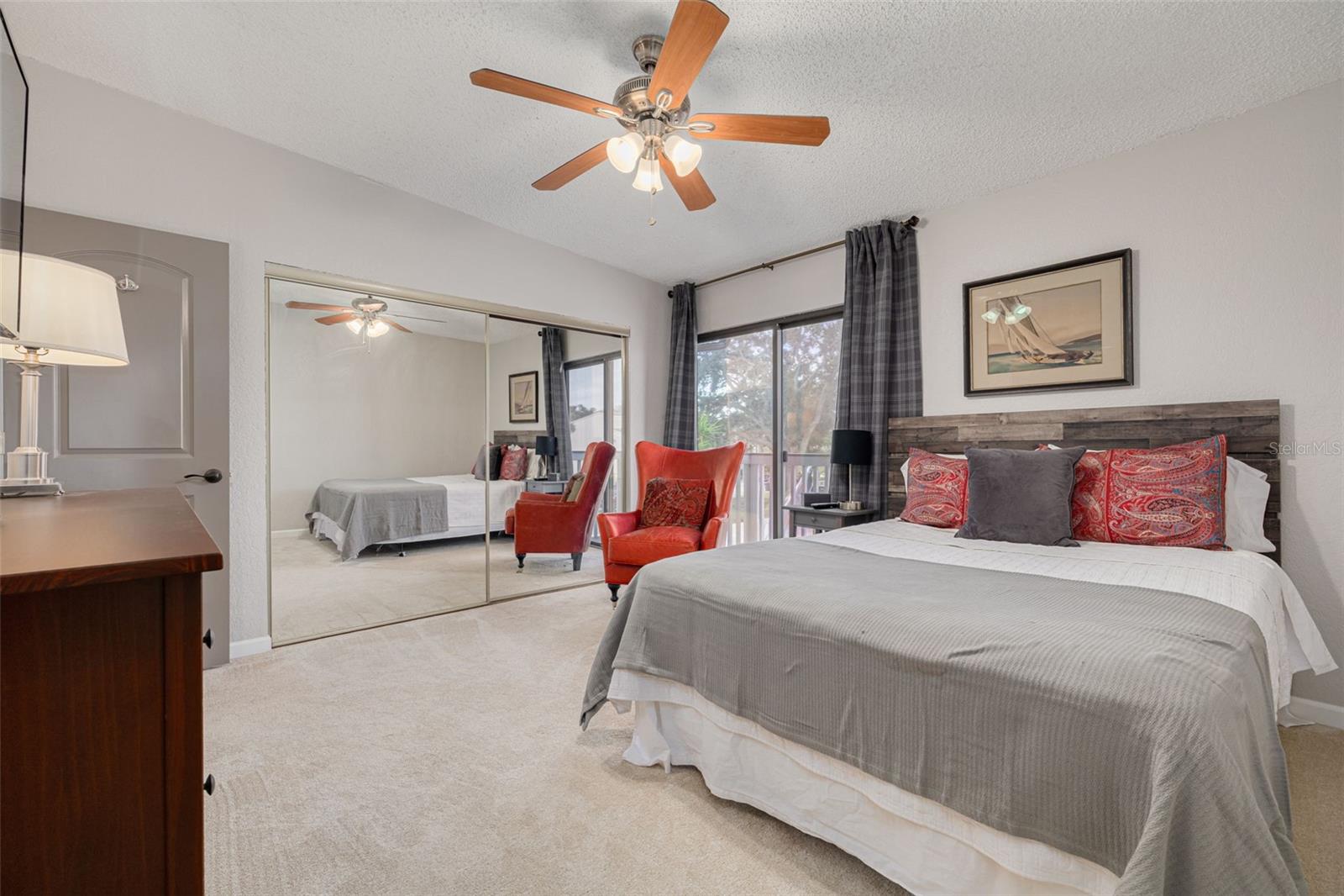 LAKE FOREST CONDO - Residential