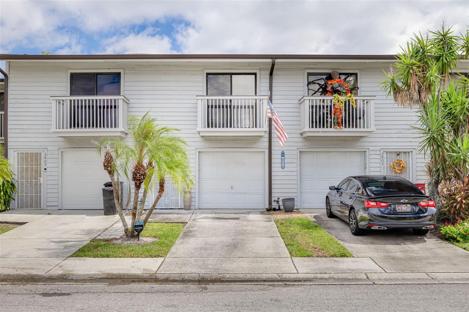 LAKE FOREST CONDO - Residential