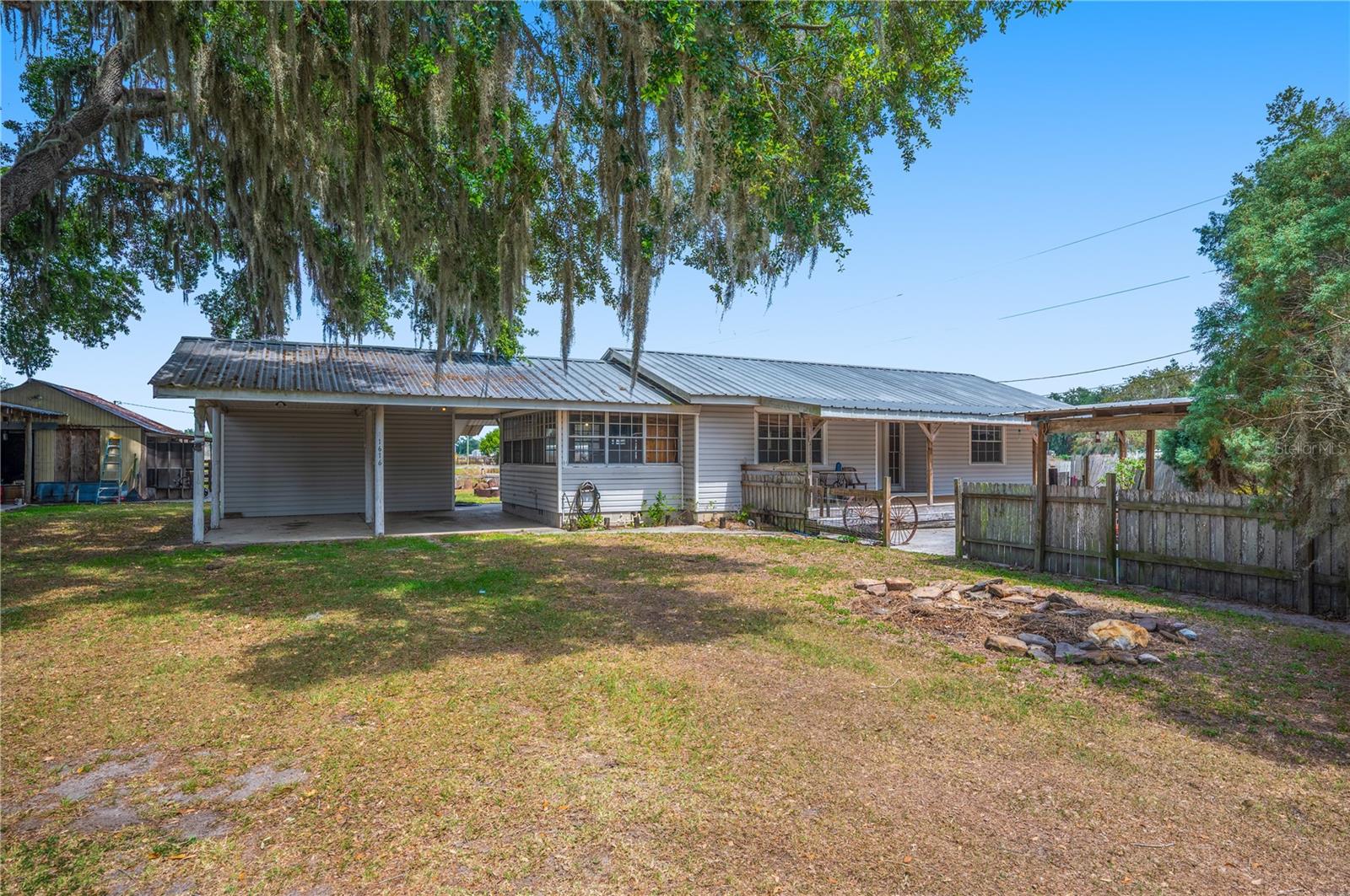 UNPLATTED - Residential