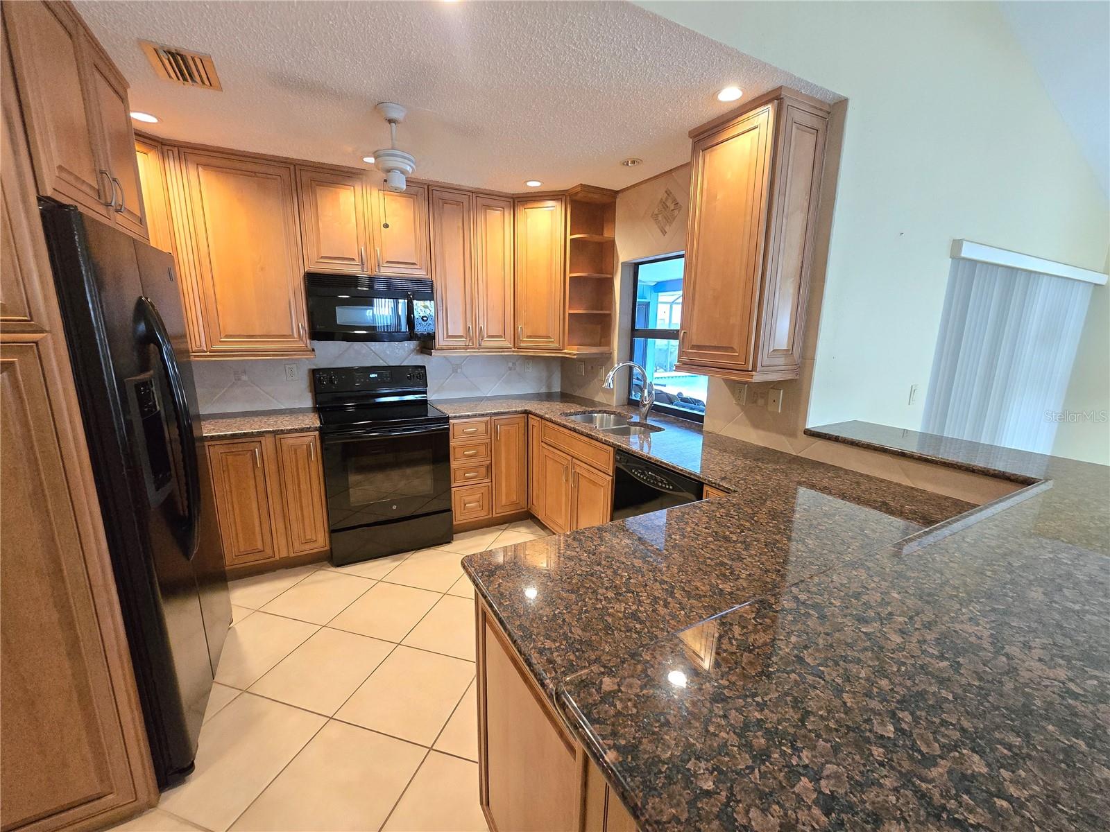 COUNTRY OAKS PH II - Residential