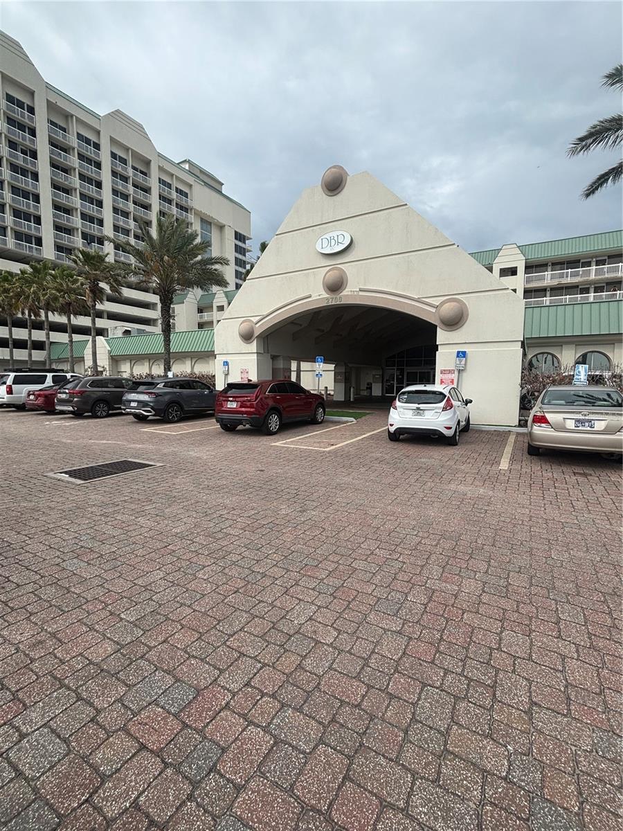 2700 N ATLANTIC AVENUE 527