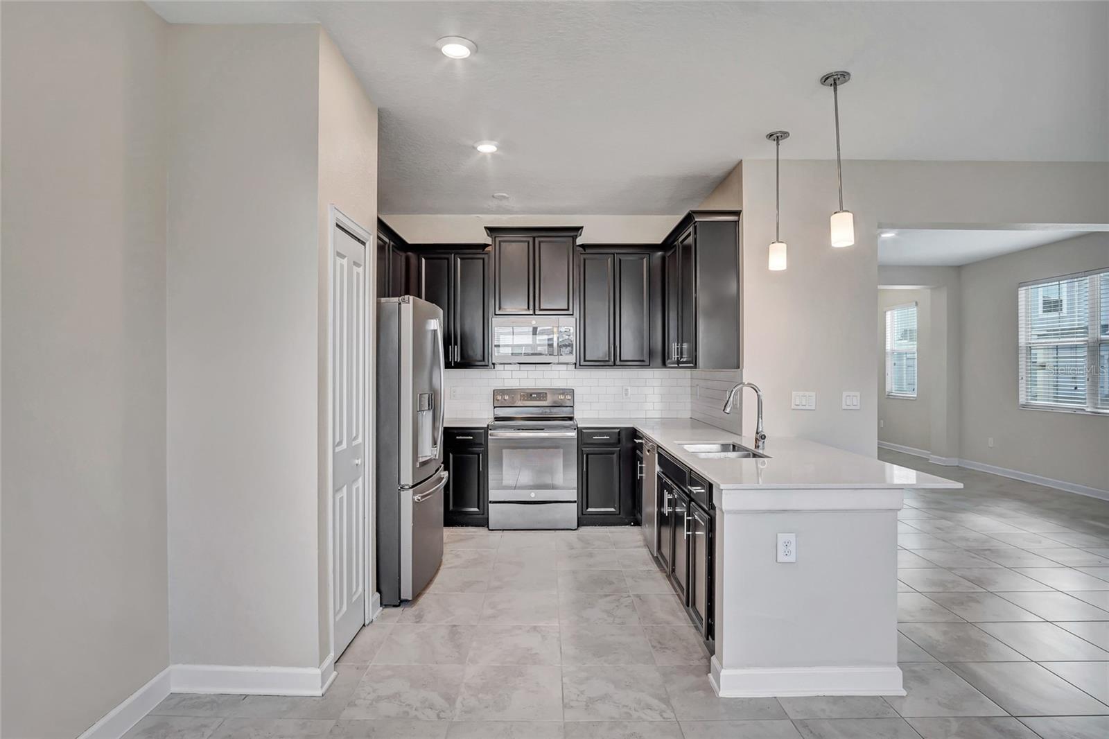 STOREY LAKE TR K - Residential