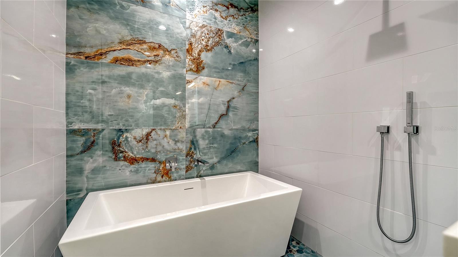 BURNS REALTY CO SUB - Residential