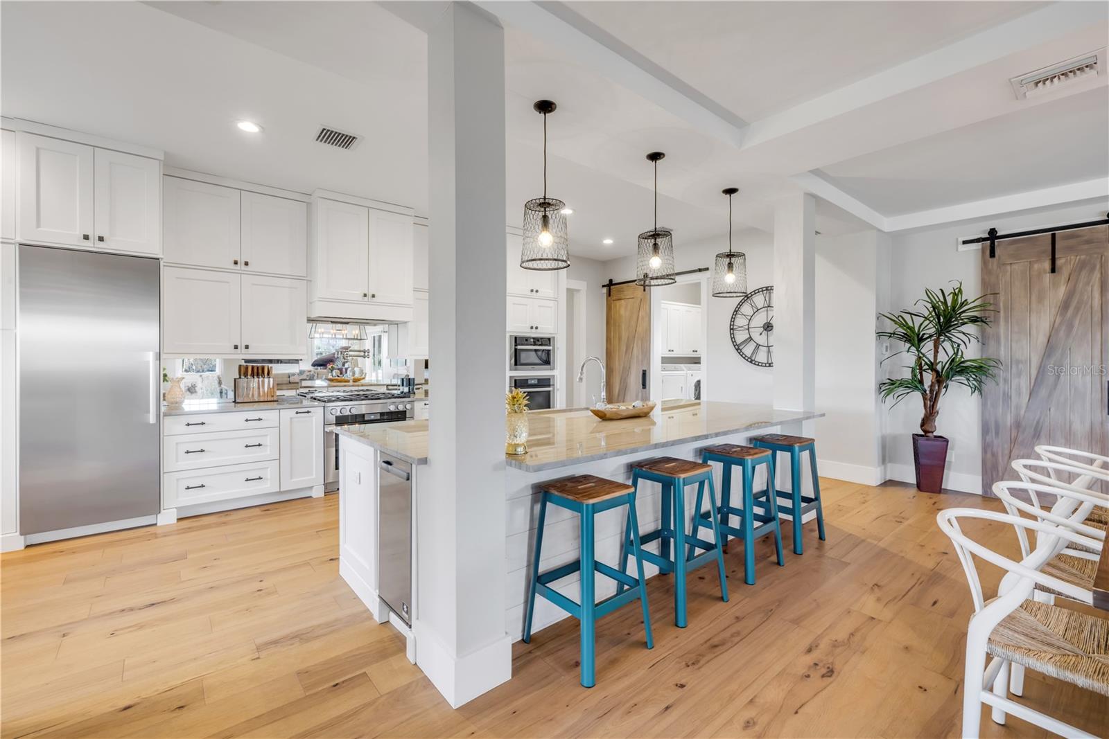 LAS OLAS PH 01 & 02 - Residential