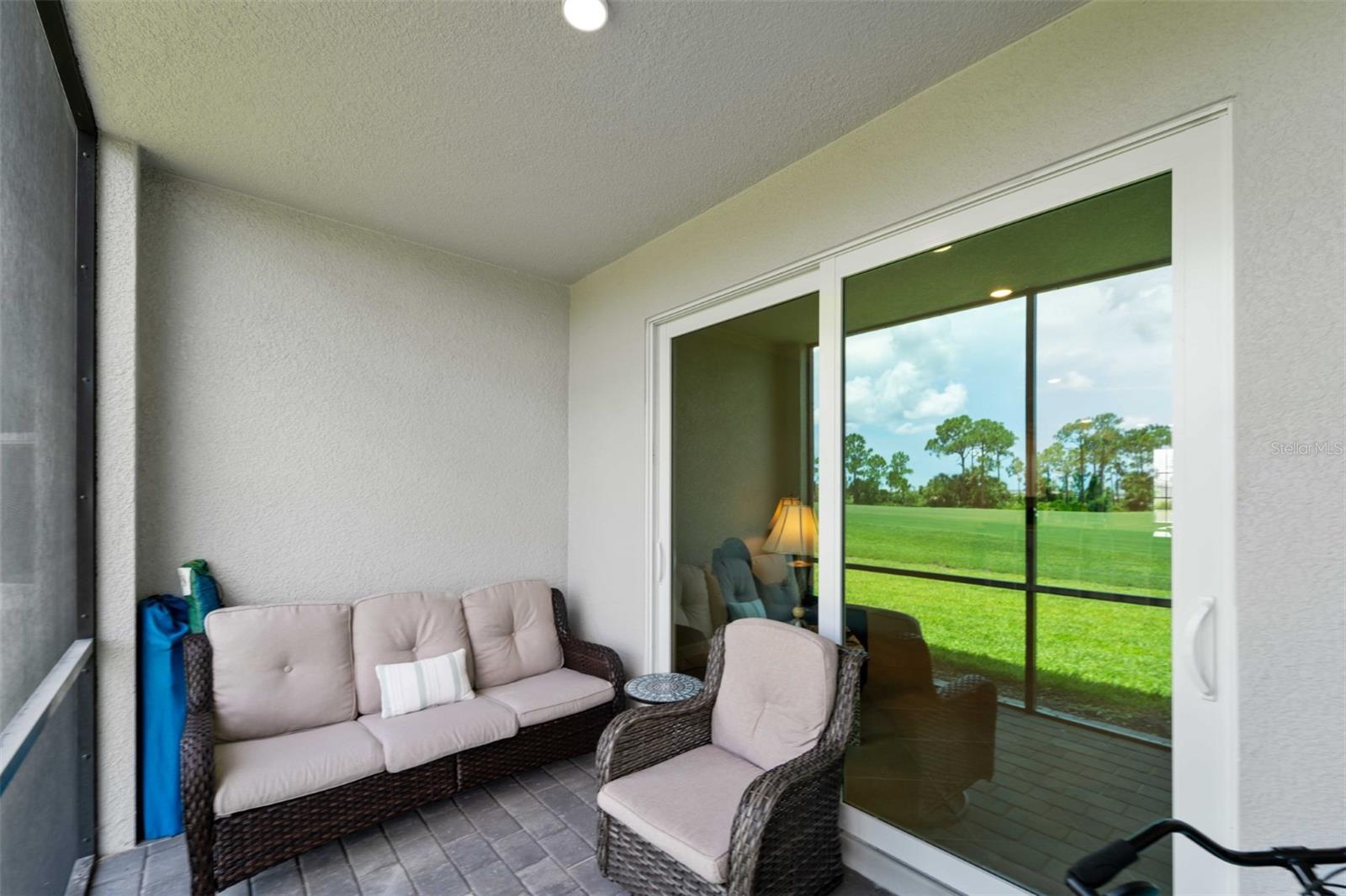 WELLEN PARK GOLF & COUNTRY CLUB - Residential Lease