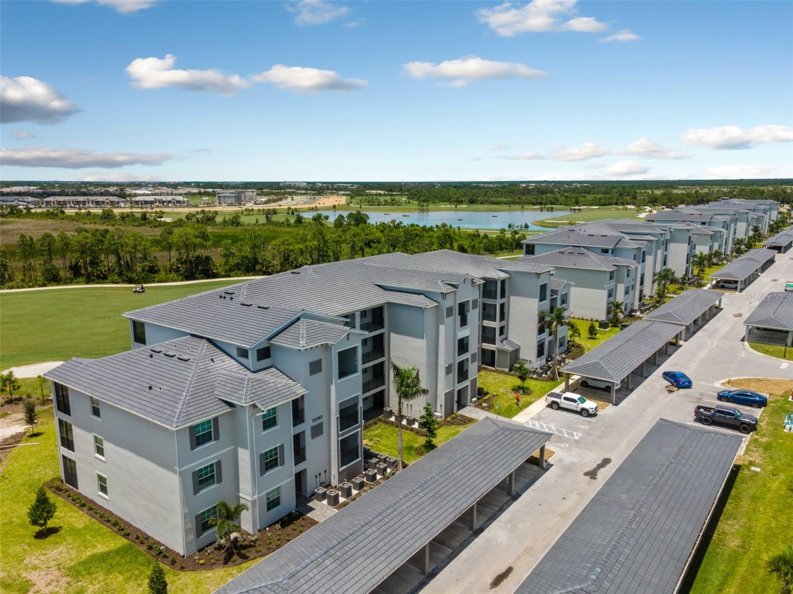 WELLEN PARK GOLF & COUNTRY CLUB - Residential Lease