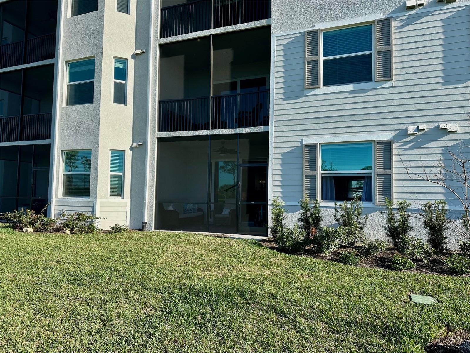 WELLEN PARK GOLF & COUNTRY CLUB - Residential Lease