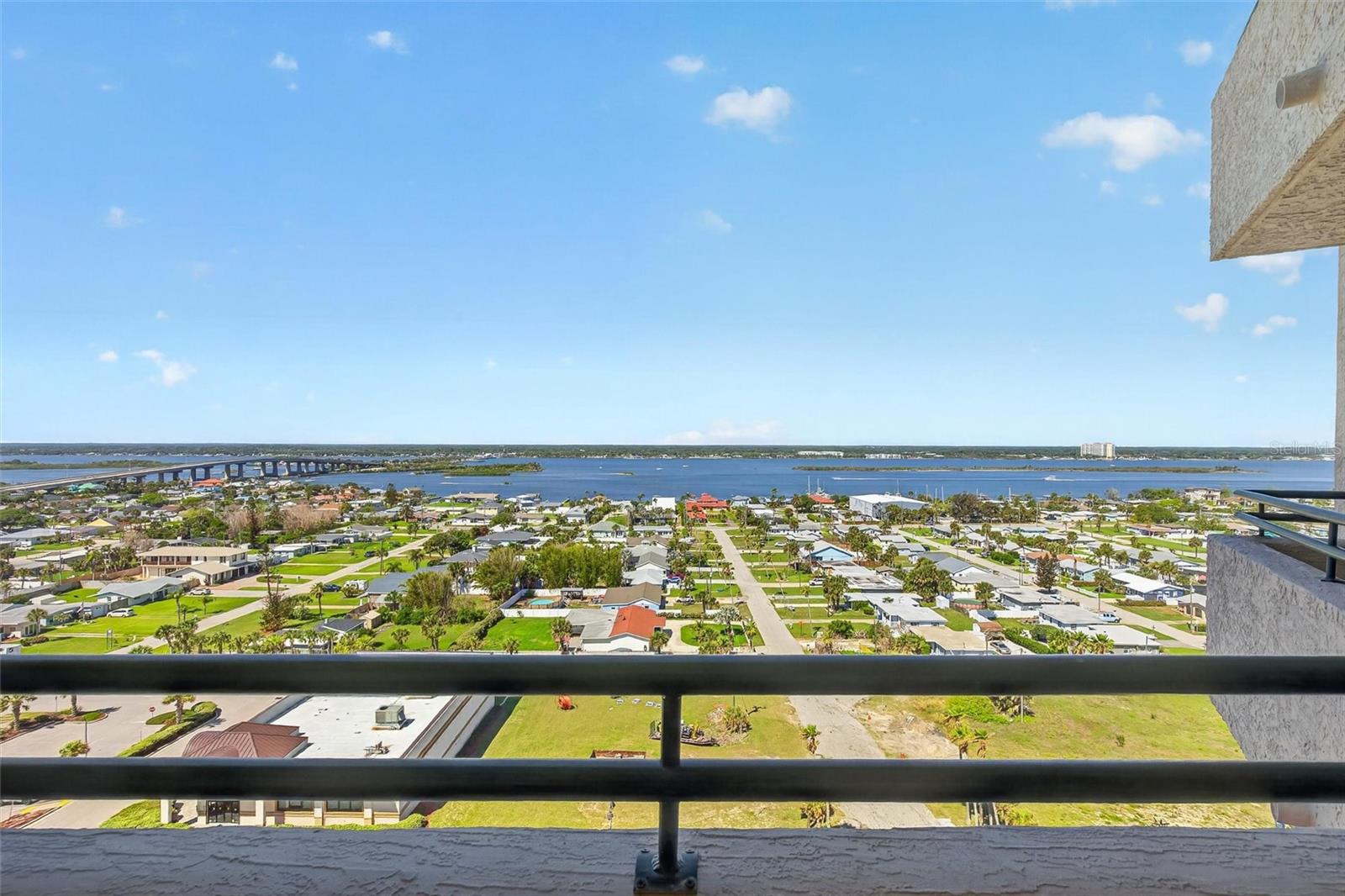 DIMUCCI TWIN TOWERS N & S - Residential