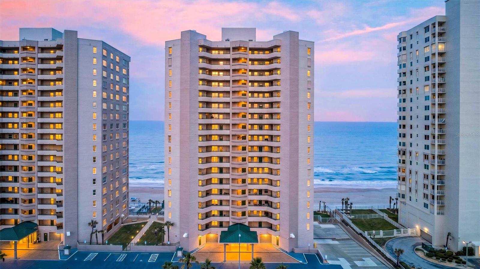 DIMUCCI TWIN TOWERS N & S - Residential