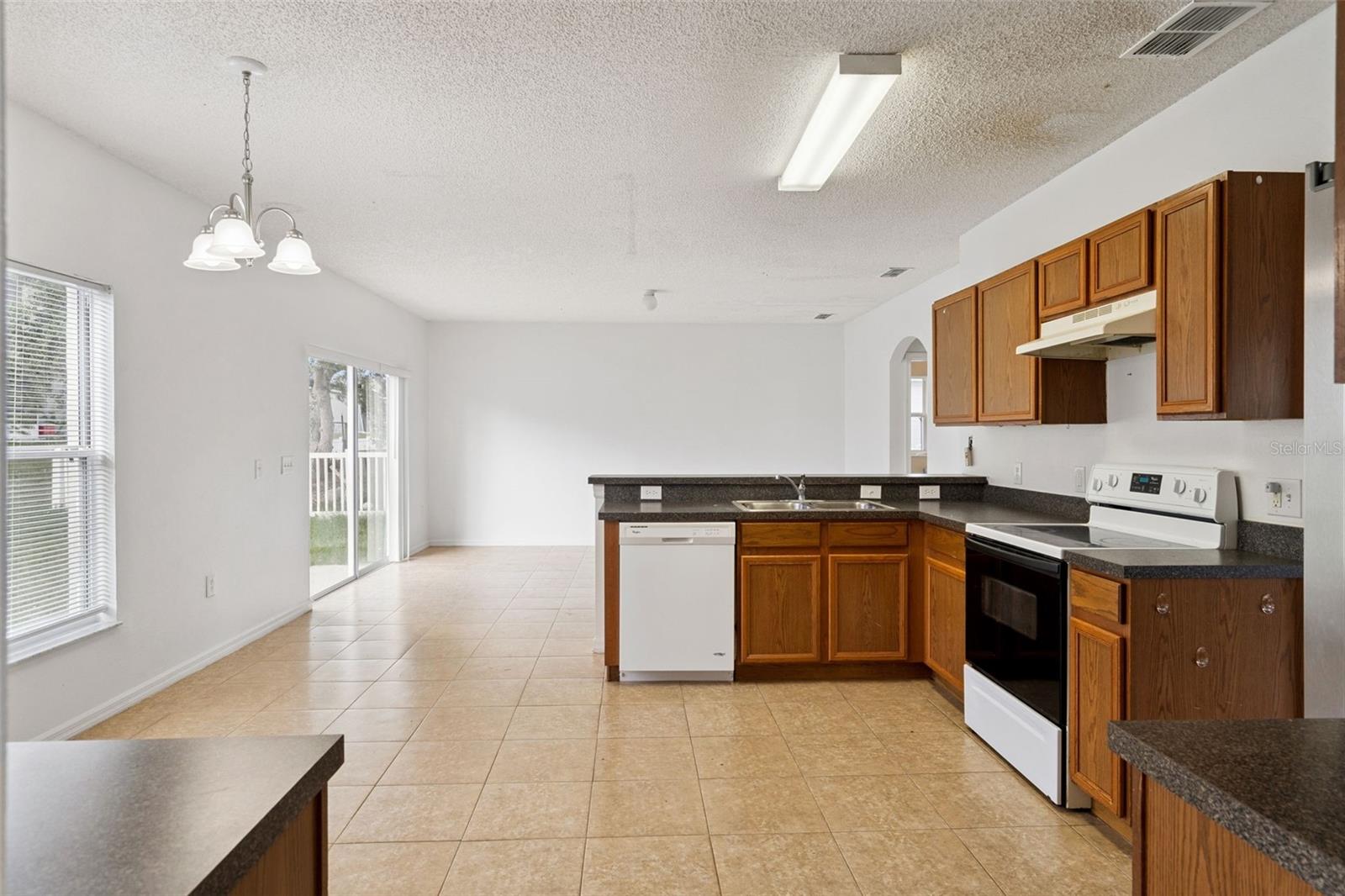 POINCIANA NBRHD 4 VIL 7 - Residential