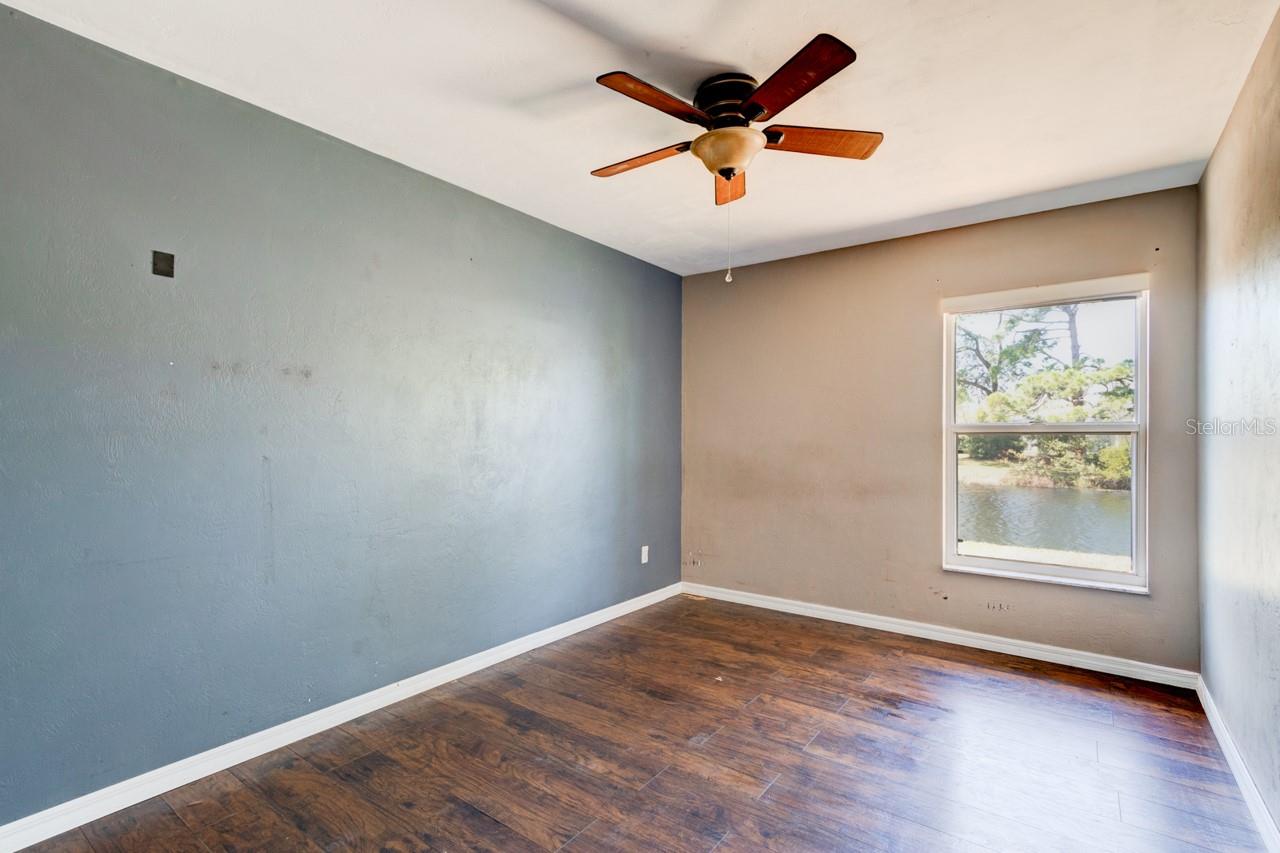 HARBOUR TOWN VILLAGE - Residential