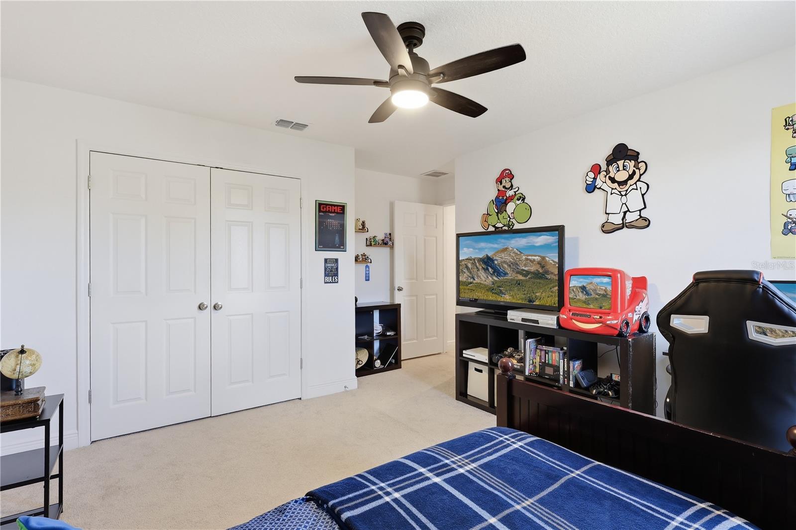 HANOVER LAKES PH 4 - Residential