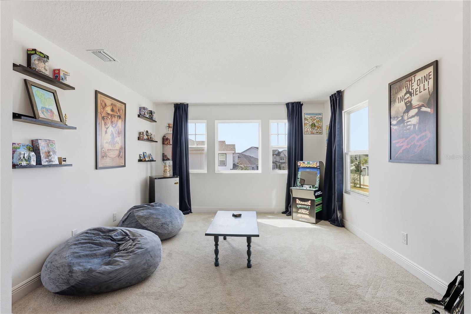 HANOVER LAKES PH 4 - Residential