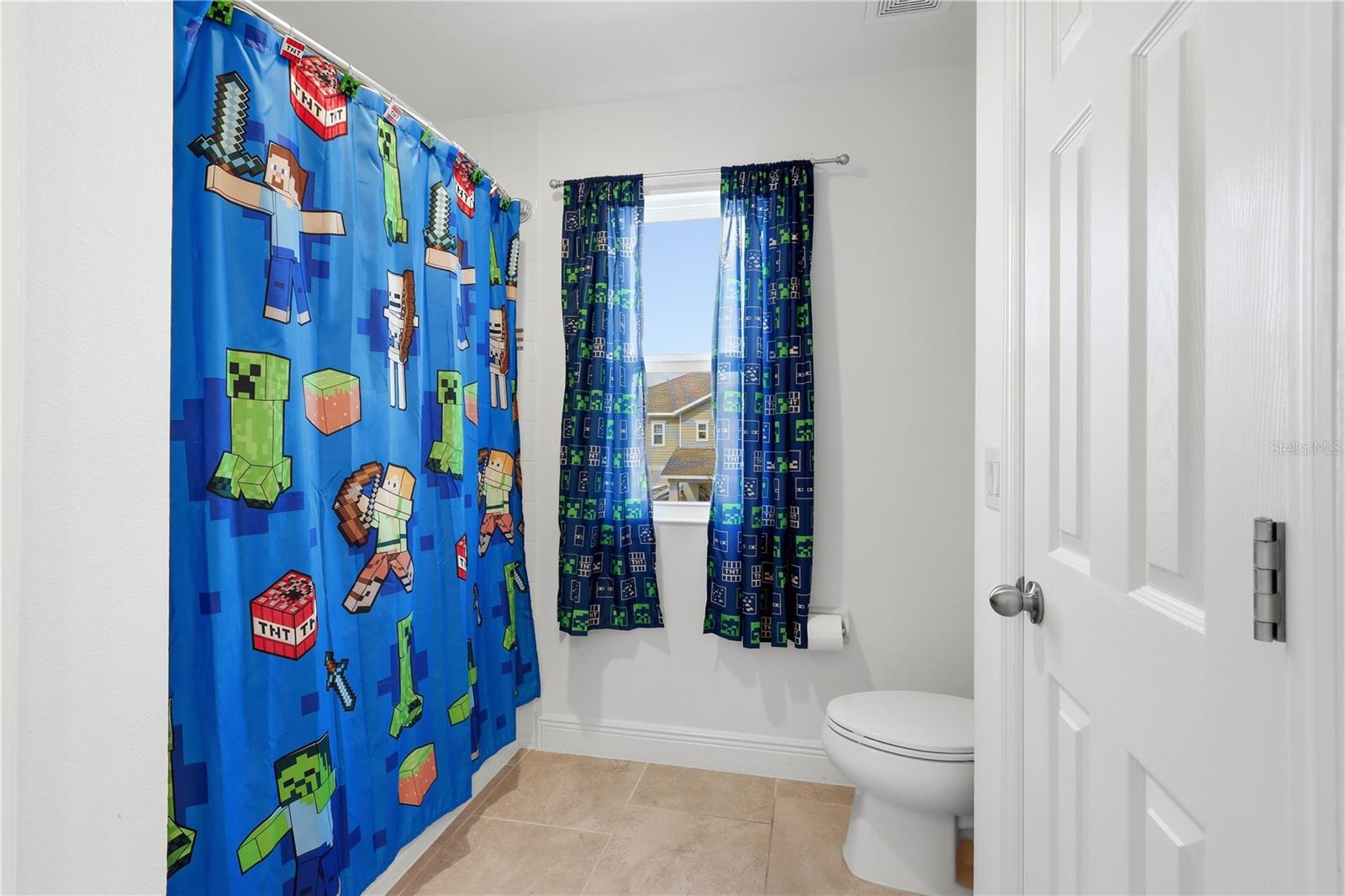 HANOVER LAKES PH 4 - Residential