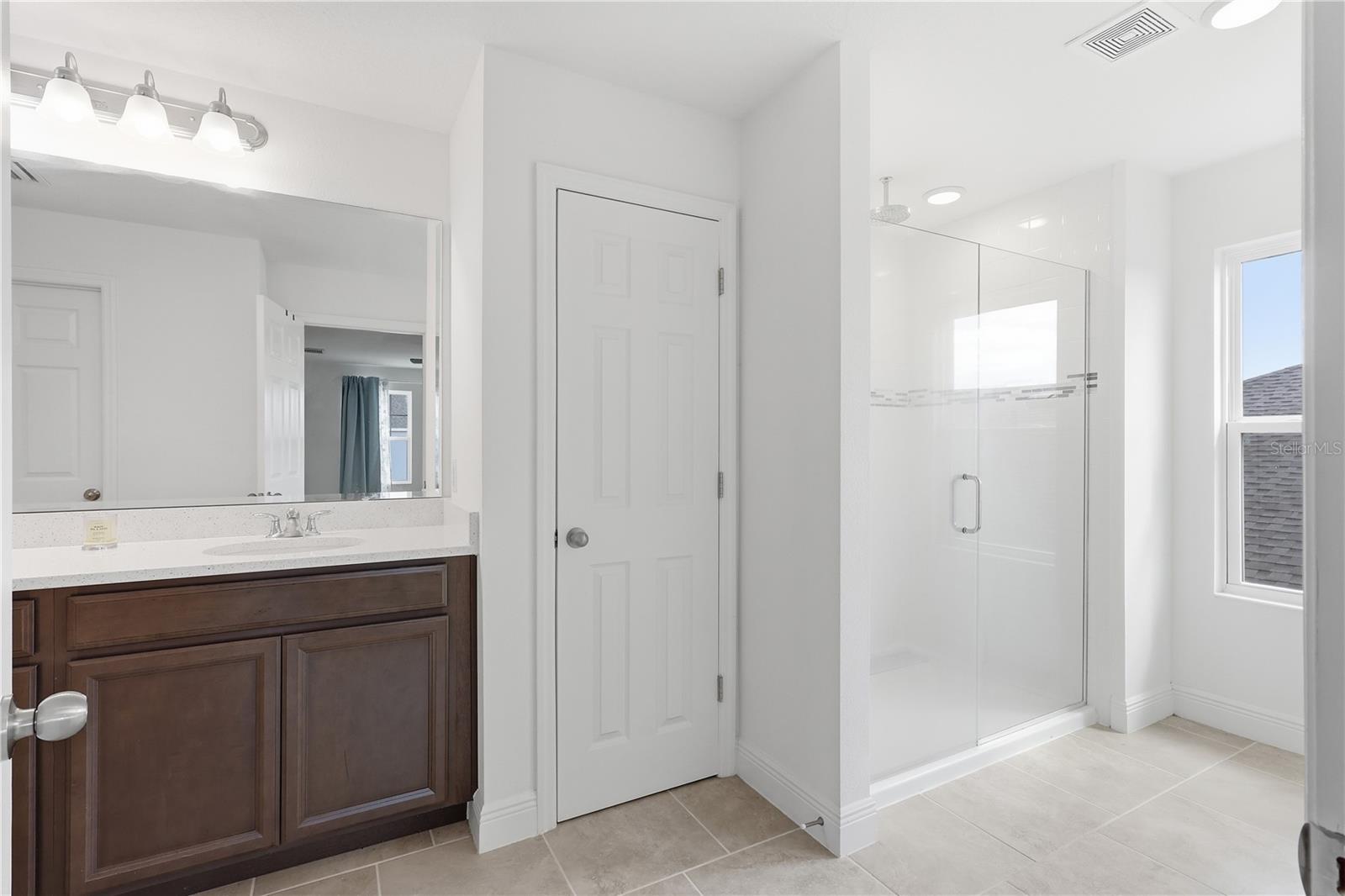 HANOVER LAKES PH 4 - Residential