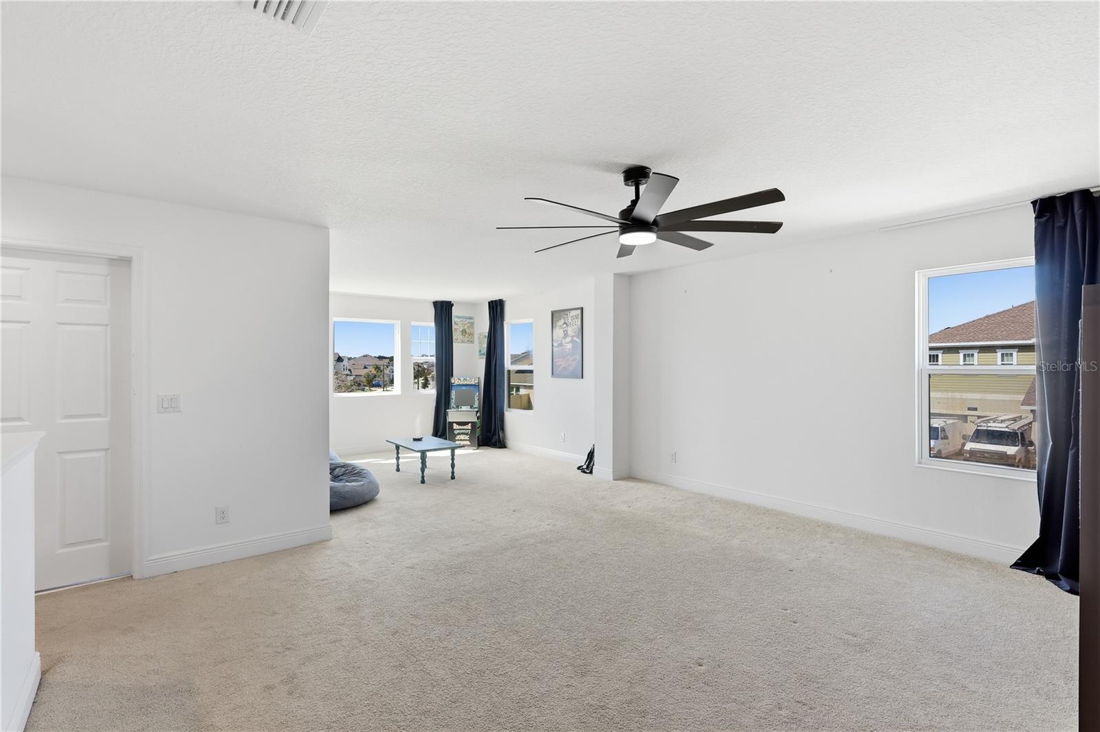 HANOVER LAKES PH 4 - Residential