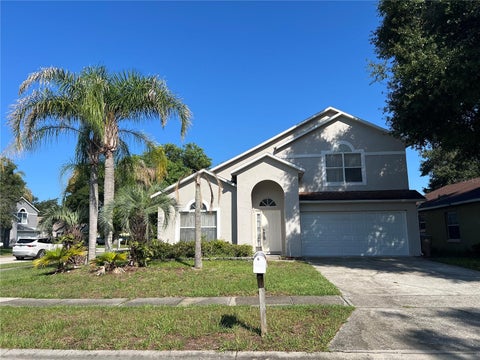 Photo of 1324 Whitewood Way, Clermont, FL 34714 (MLS # G5114290)