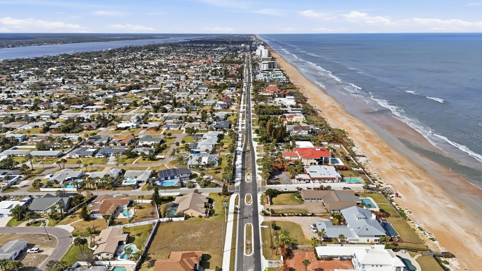 ROYAL DUNES - Residential